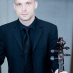 <strong>Matthias Bergmann</strong> – wiolonczela, basso continuo dla basowych instrumentów smyczkowych